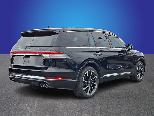 Used 2020 Lincoln Aviator Reserve image 4