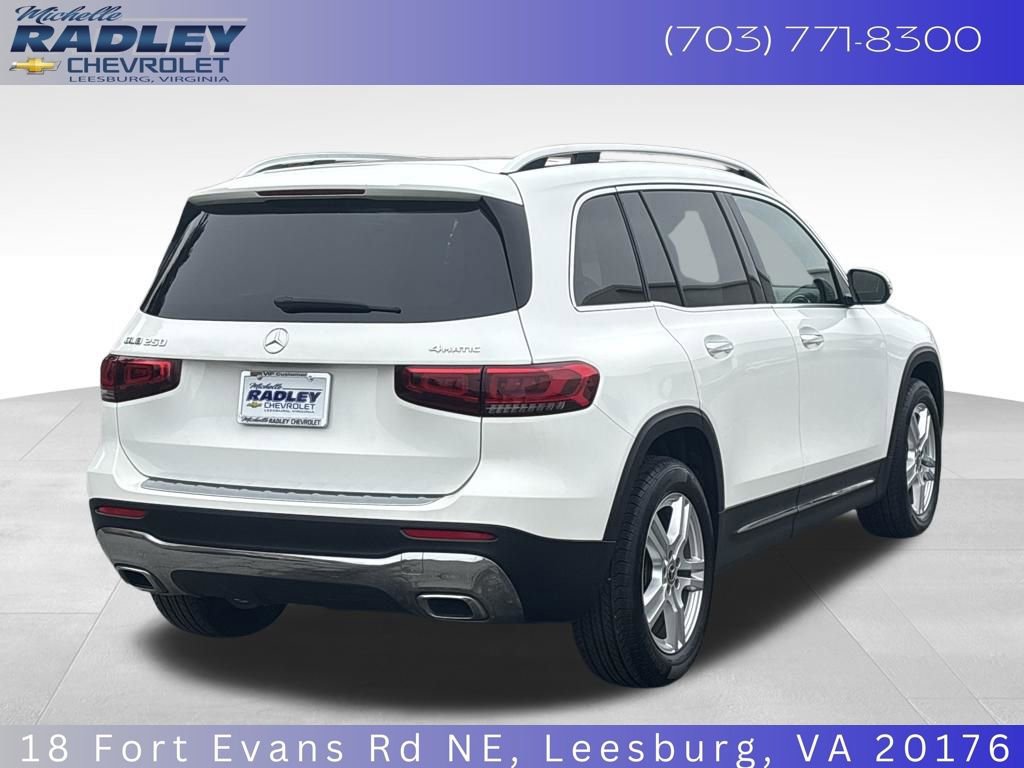 Used 2022 Mercedes-Benz GLB 250 4MATIC image 6