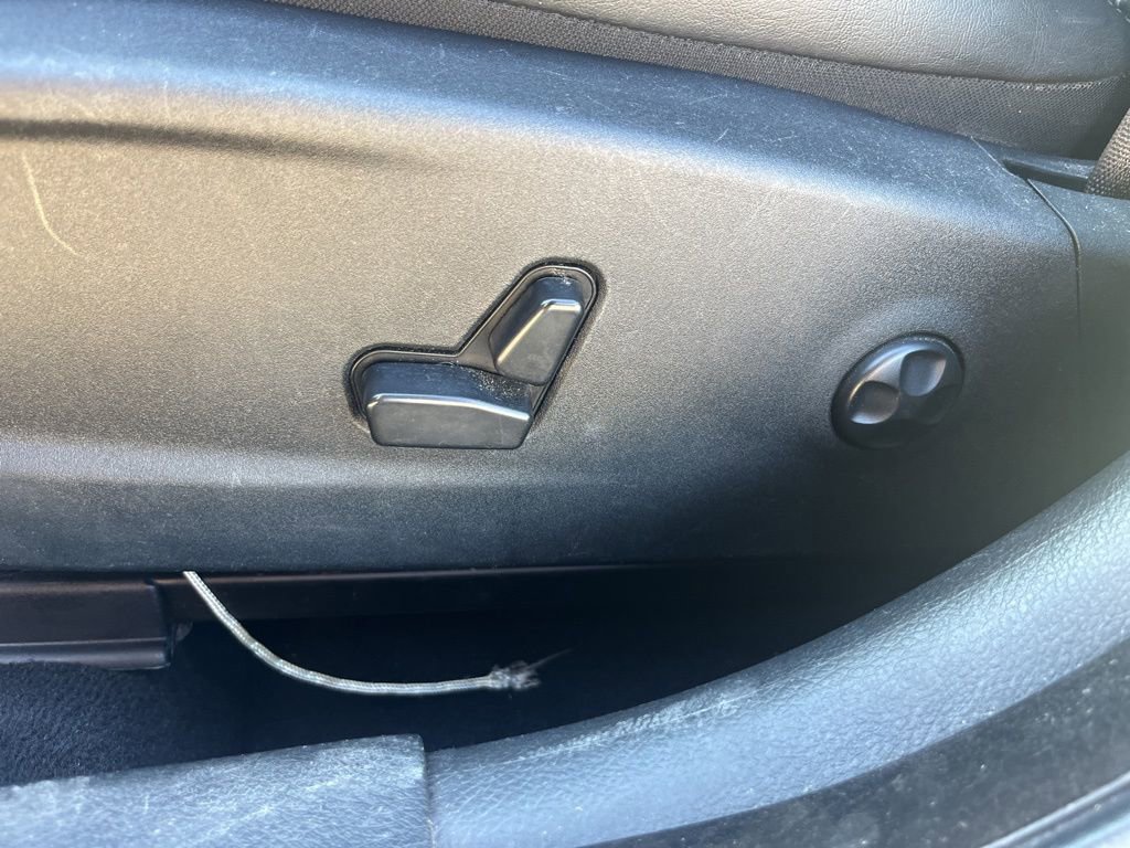 Used 2020 Dodge Charger SXT w/ Leather Interior Group image 31