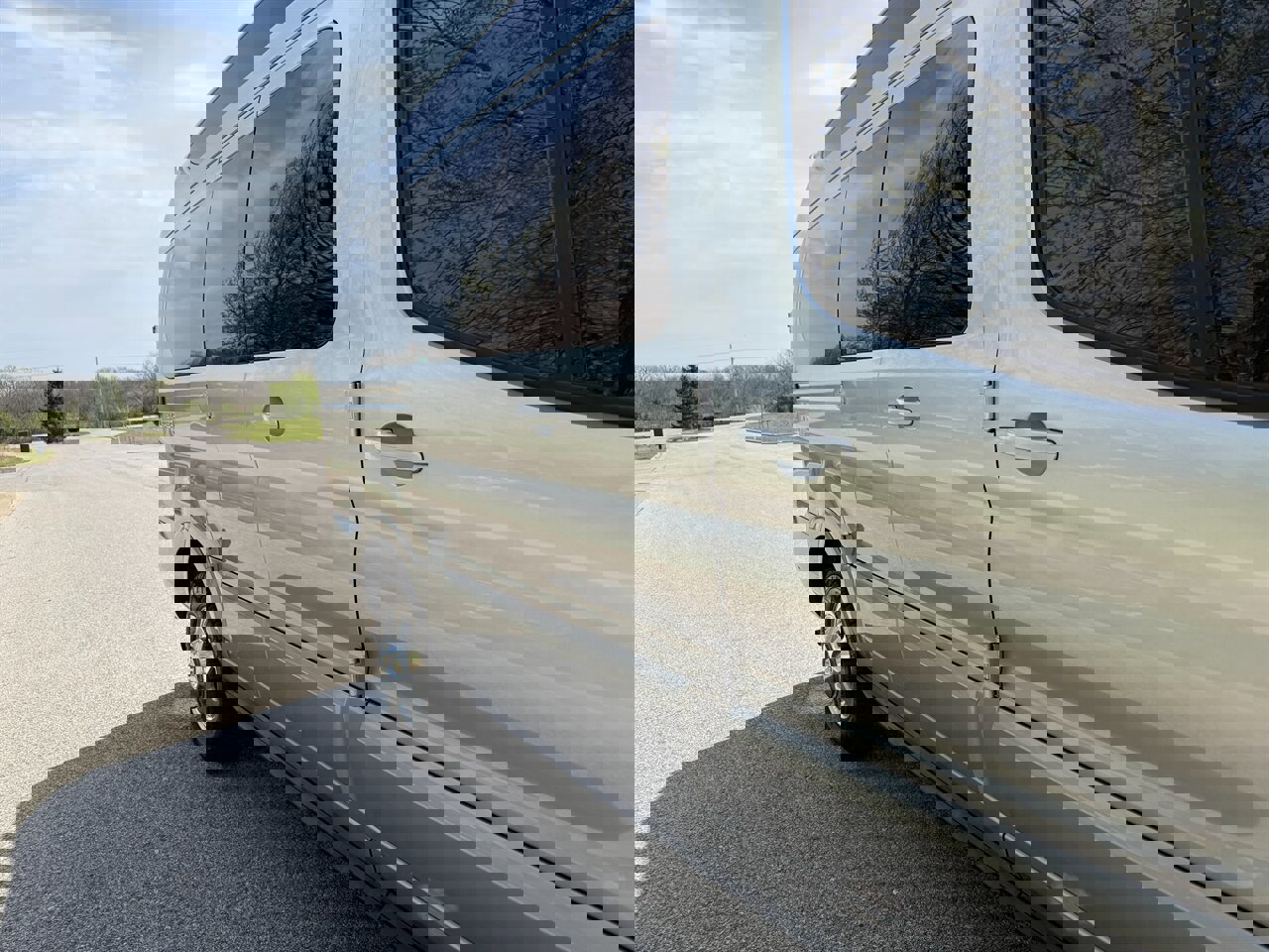 Used 2020 Ford Transit 150 Low Roof AWD image 46