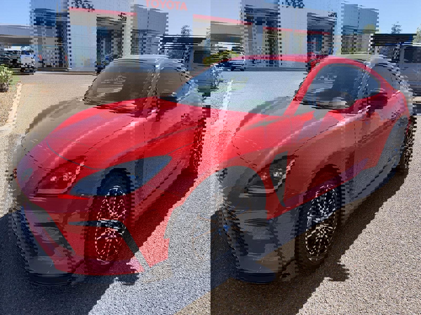 Used 2022 Toyota GR86 image 1