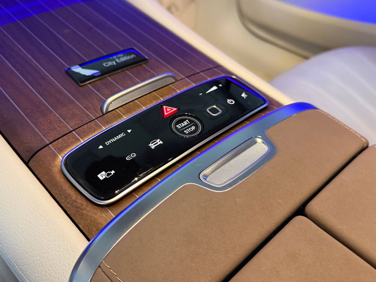 Certified 2023 Mercedes-Benz EQS 580 4MATIC Sedan image 31