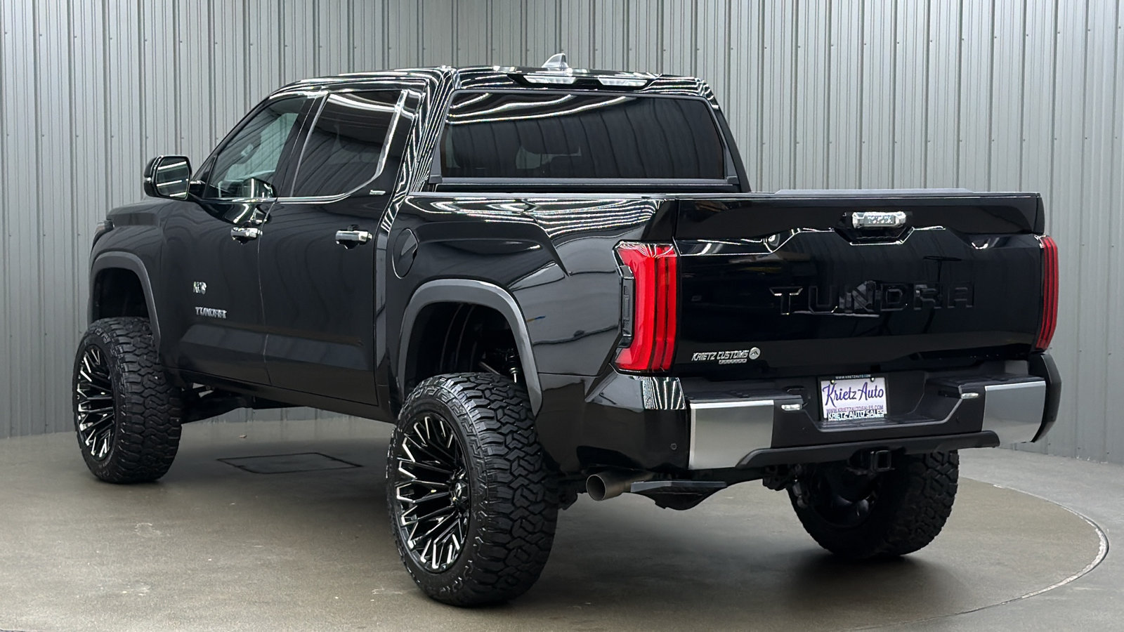 Used 2026 Toyota Tundra Limited AWD/4WD image 3