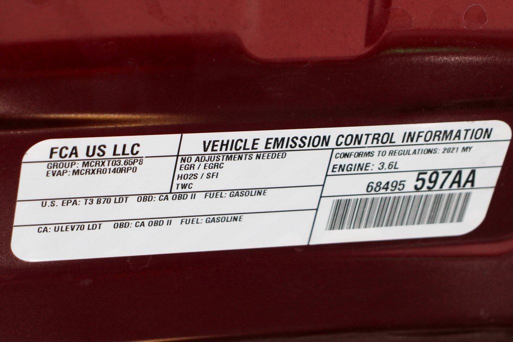 Used 2021 Chrysler Pacifica Touring w/ Uconnect Theater Family Group image 14