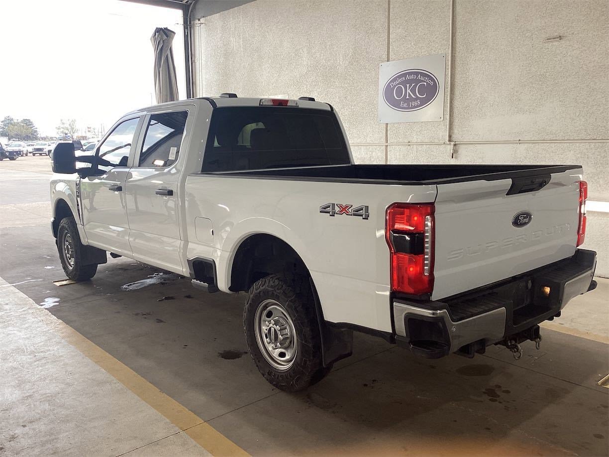 Used 2024 Ford F250 XL w/ 360-Degree Camera Package AWD/4WD image 2