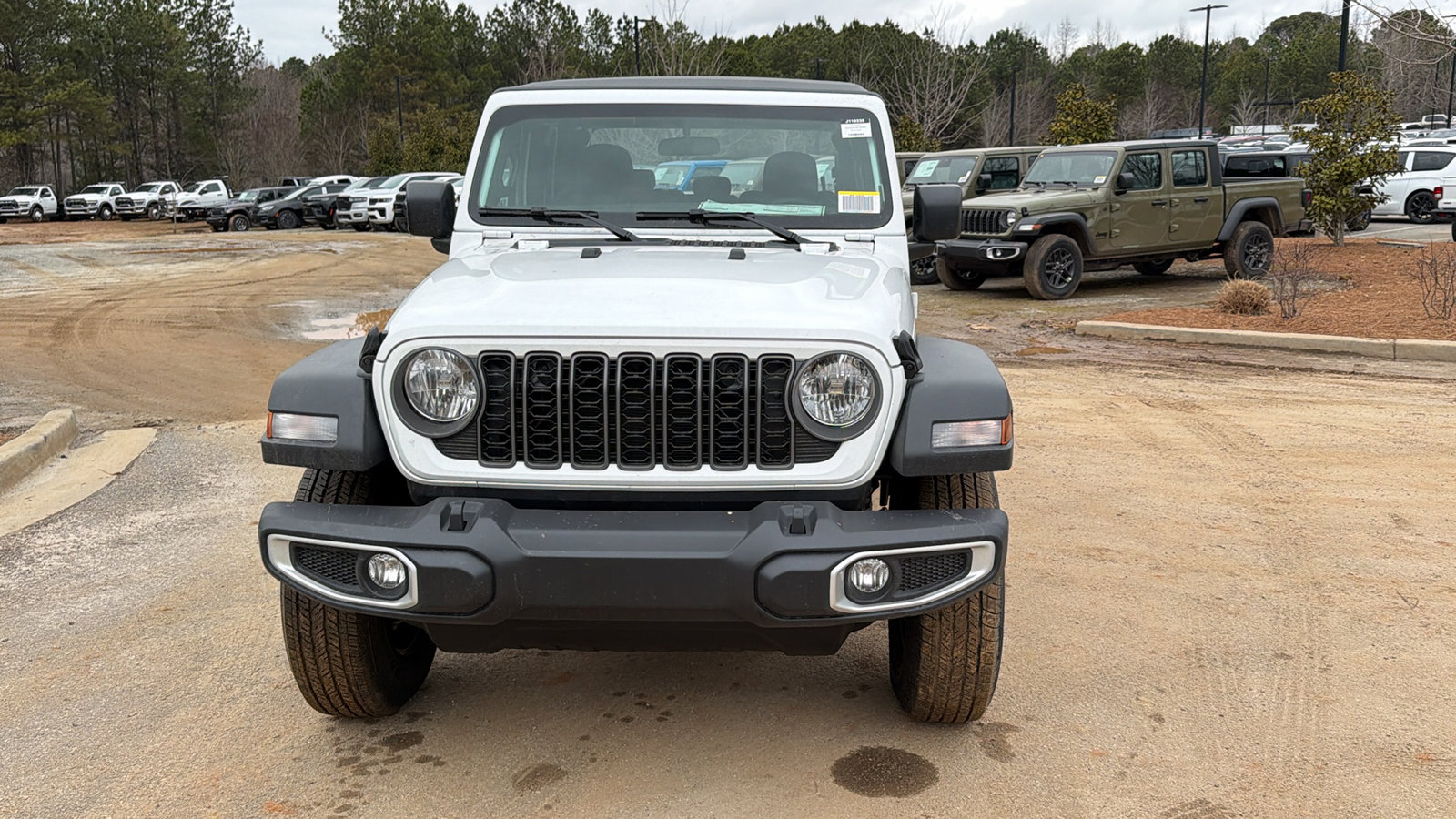 New 2026 Jeep Gladiator Sport AWD/4WD image 3