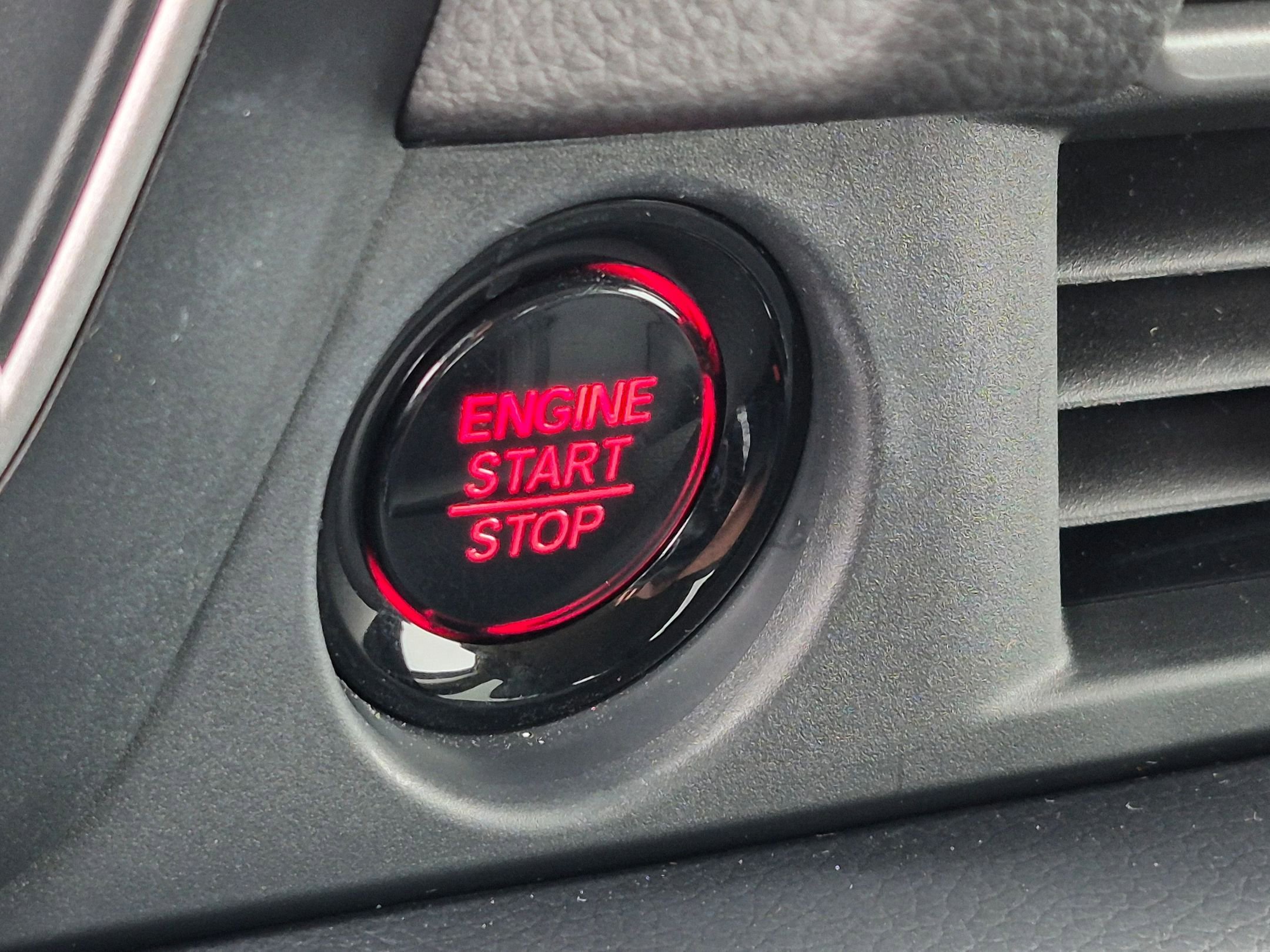 Certified 2023 Honda Pilot Touring image 17