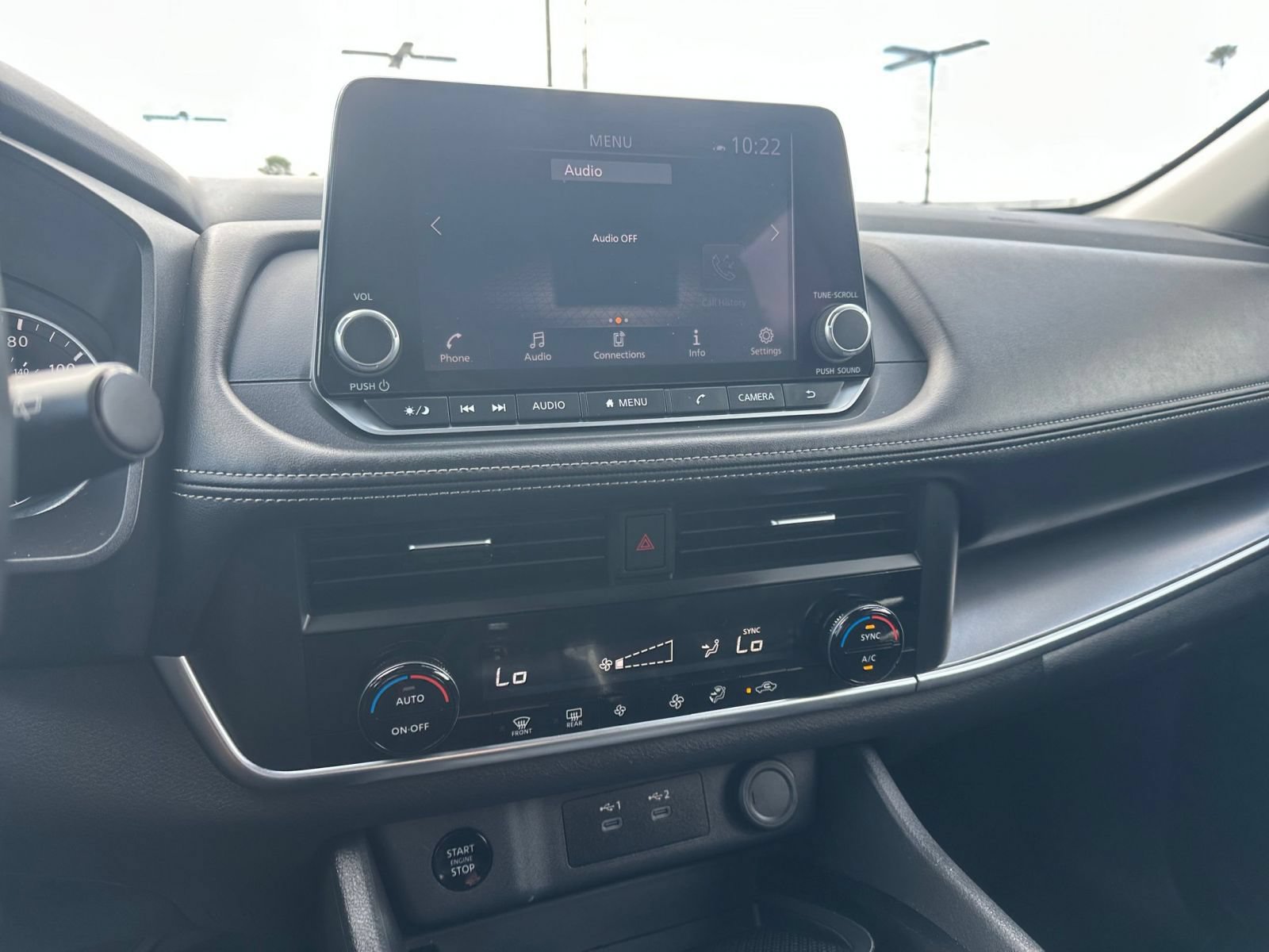 Used 2025 Nissan Rogue SV FWD image 17