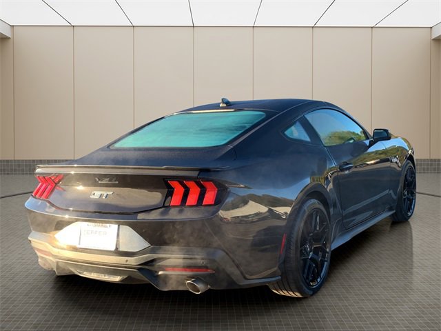 Used 2024 Ford Mustang GT Premium image 5