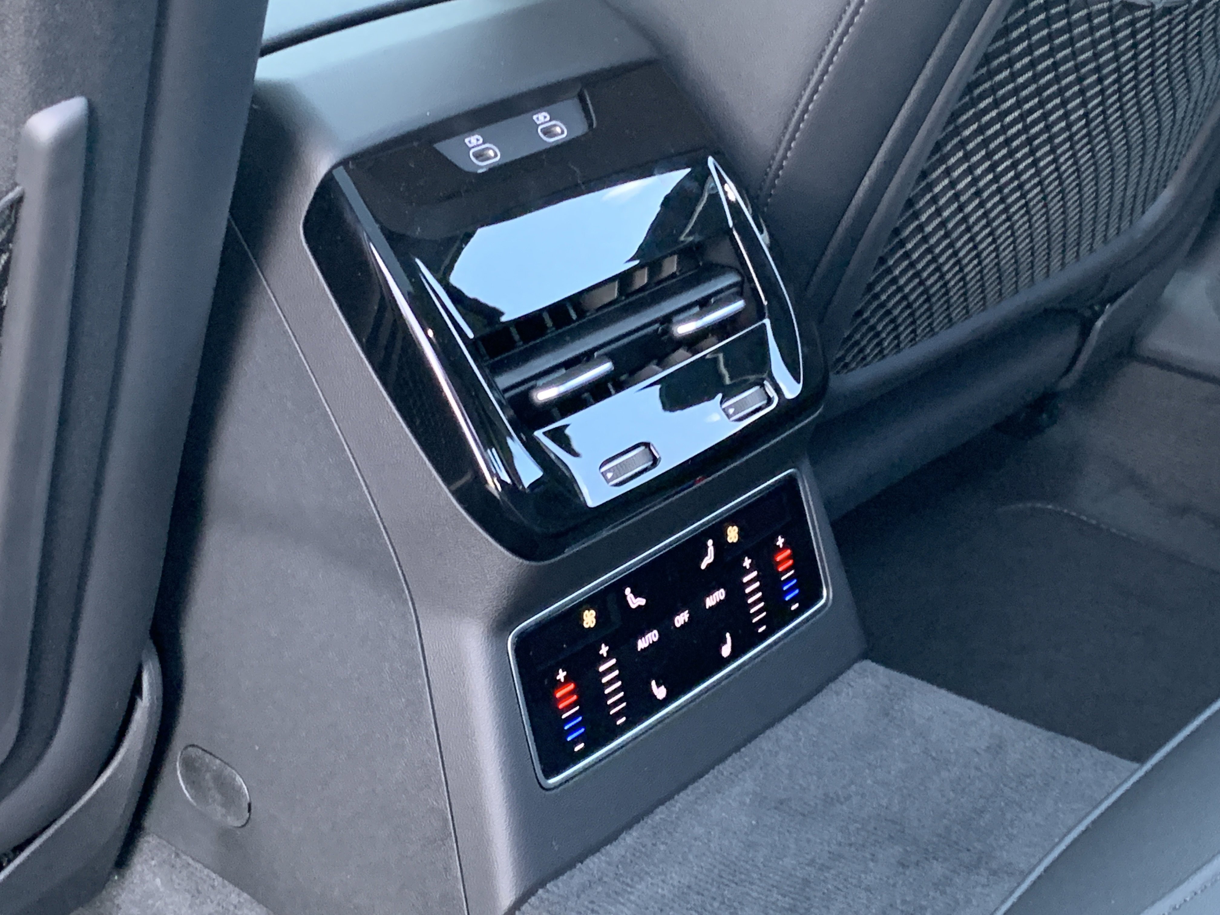 New 2026 Audi A6 Premium Plus AWD/4WD image 18