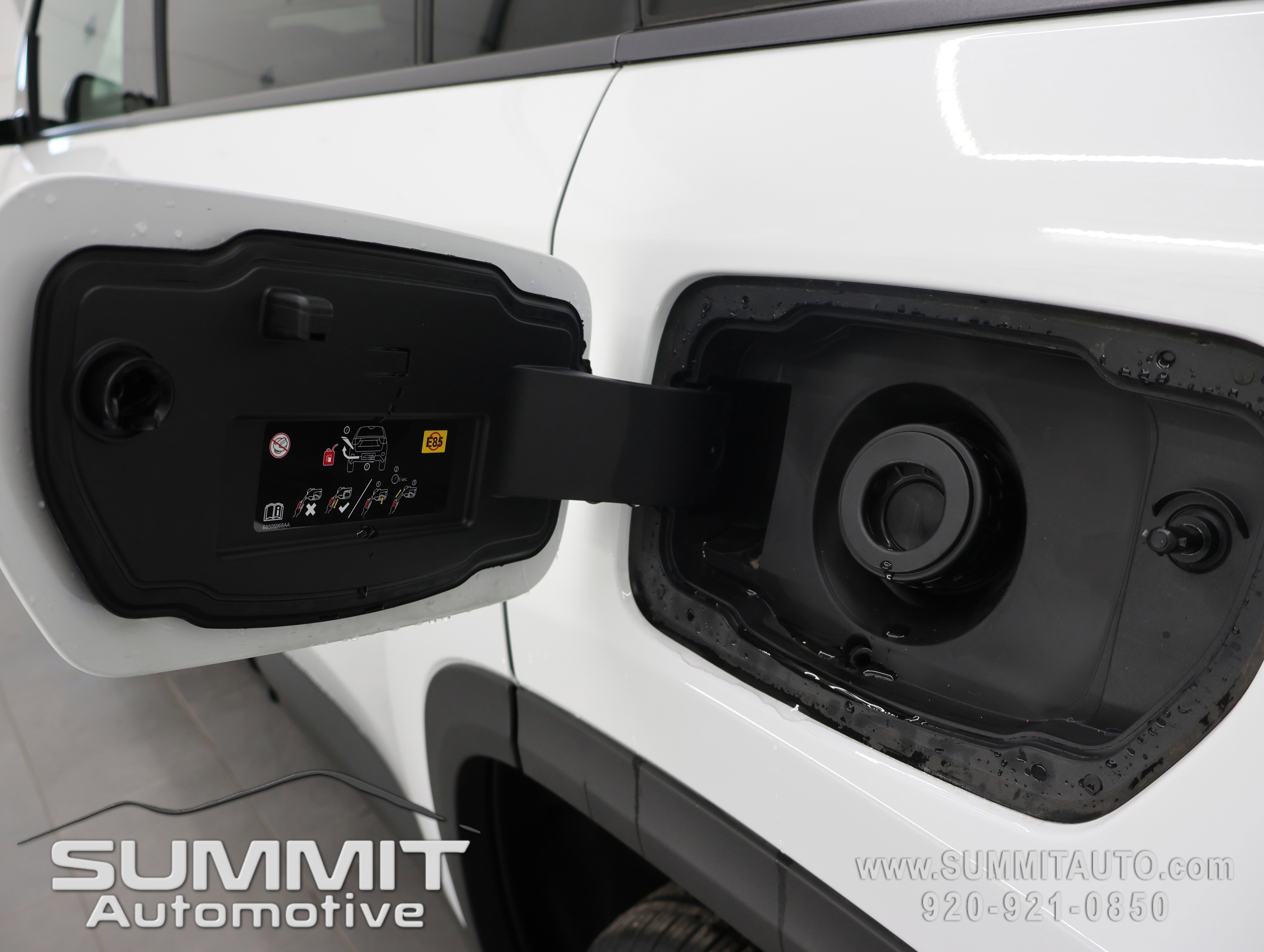 New 2026 Jeep Cherokee Limited image 30