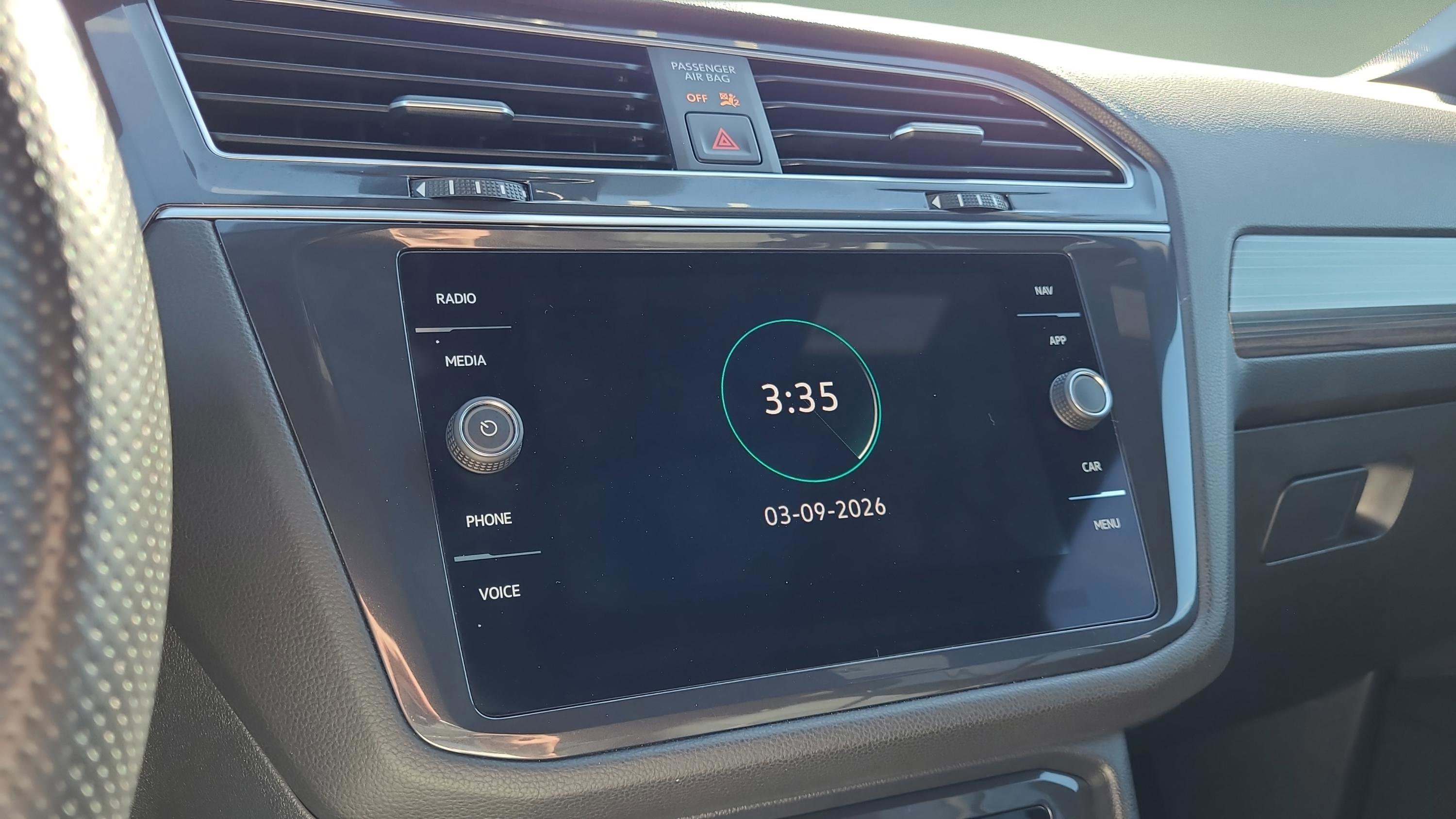 Used 2024 Volkswagen Tiguan SEL R-Line image 19