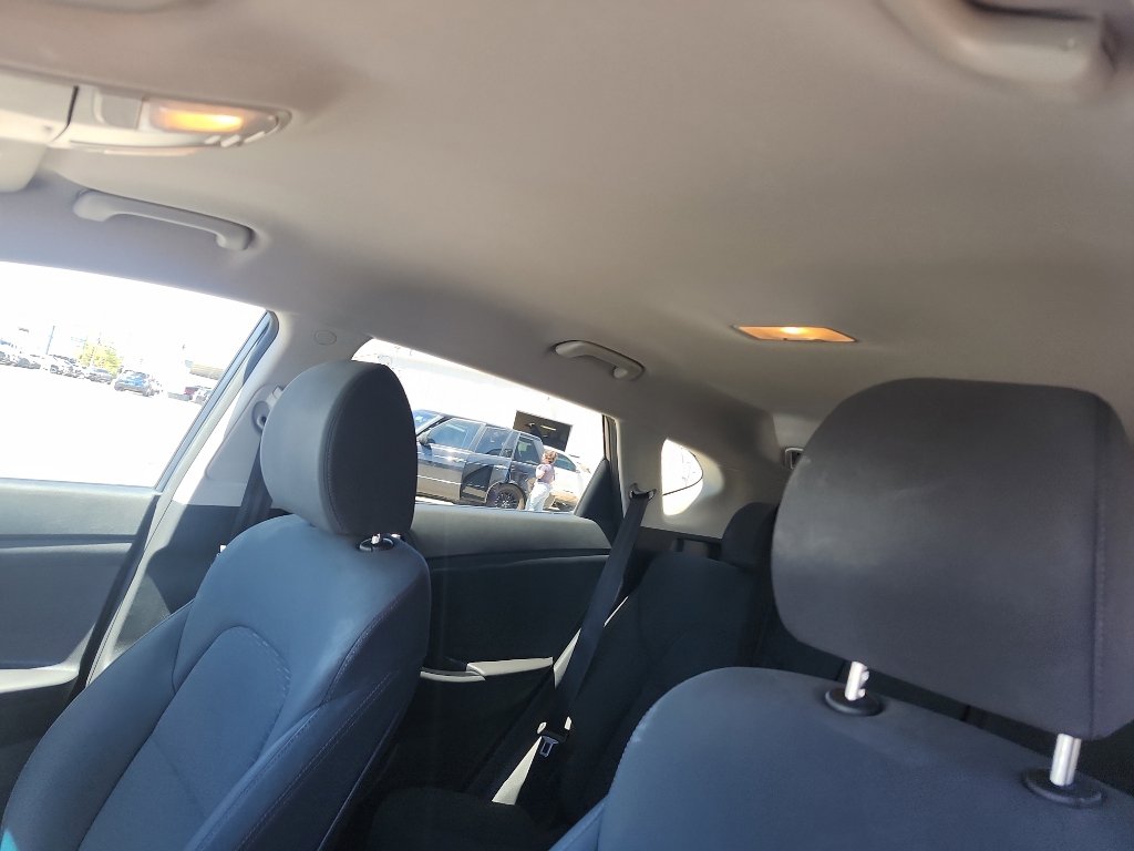 Used 2019 Hyundai Tucson Value FWD image 19