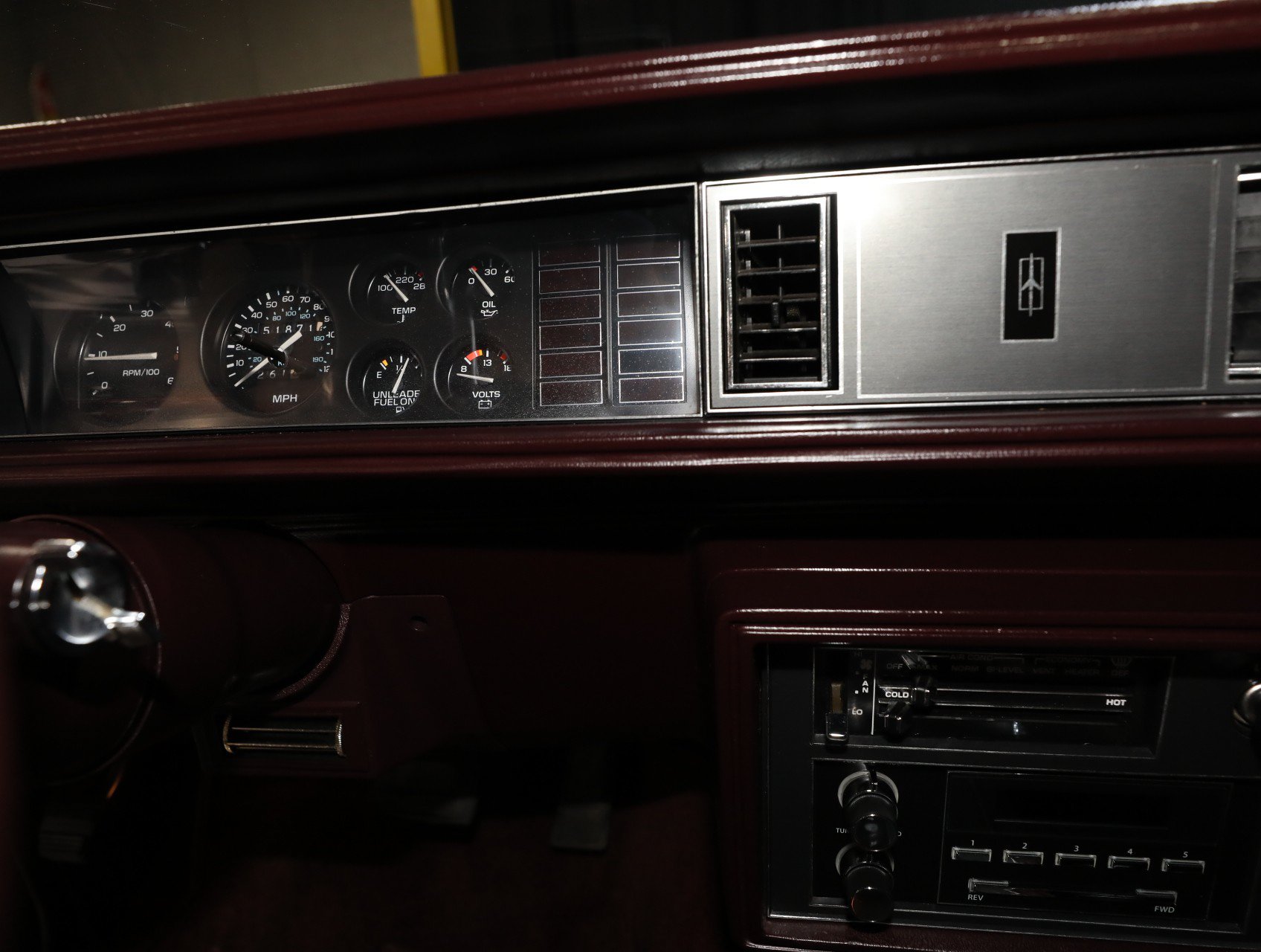 Used 1987 Oldsmobile Cutlass Supreme Salon RWD image 55