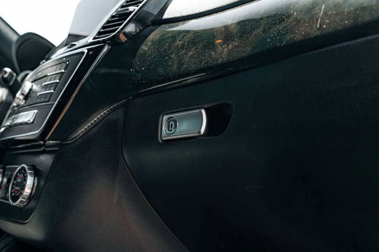 Used 2017 Mercedes-Benz GLS 450 4MATIC image 52