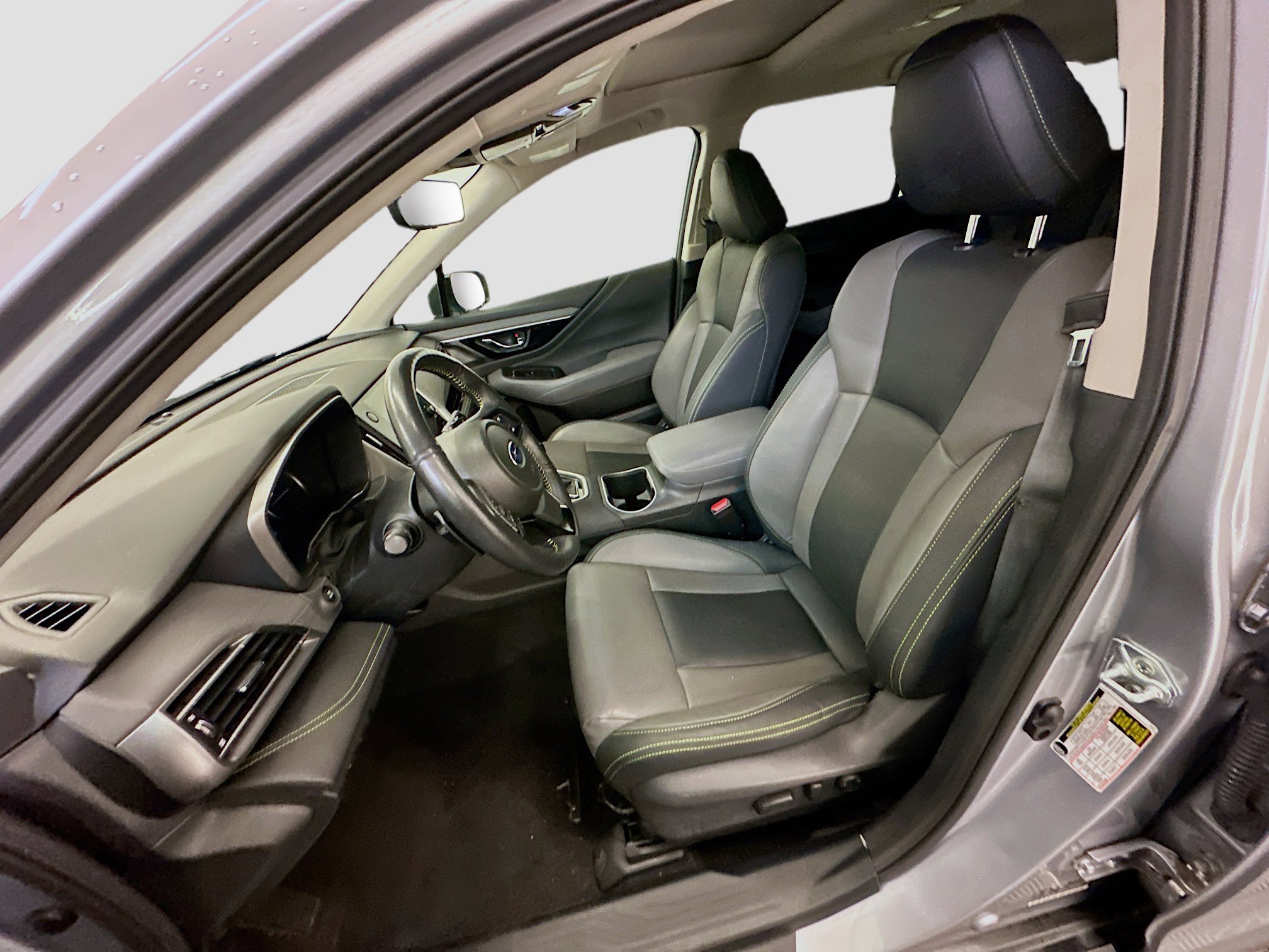 Used 2025 Subaru Outback Onyx Edition AWD/4WD image 13