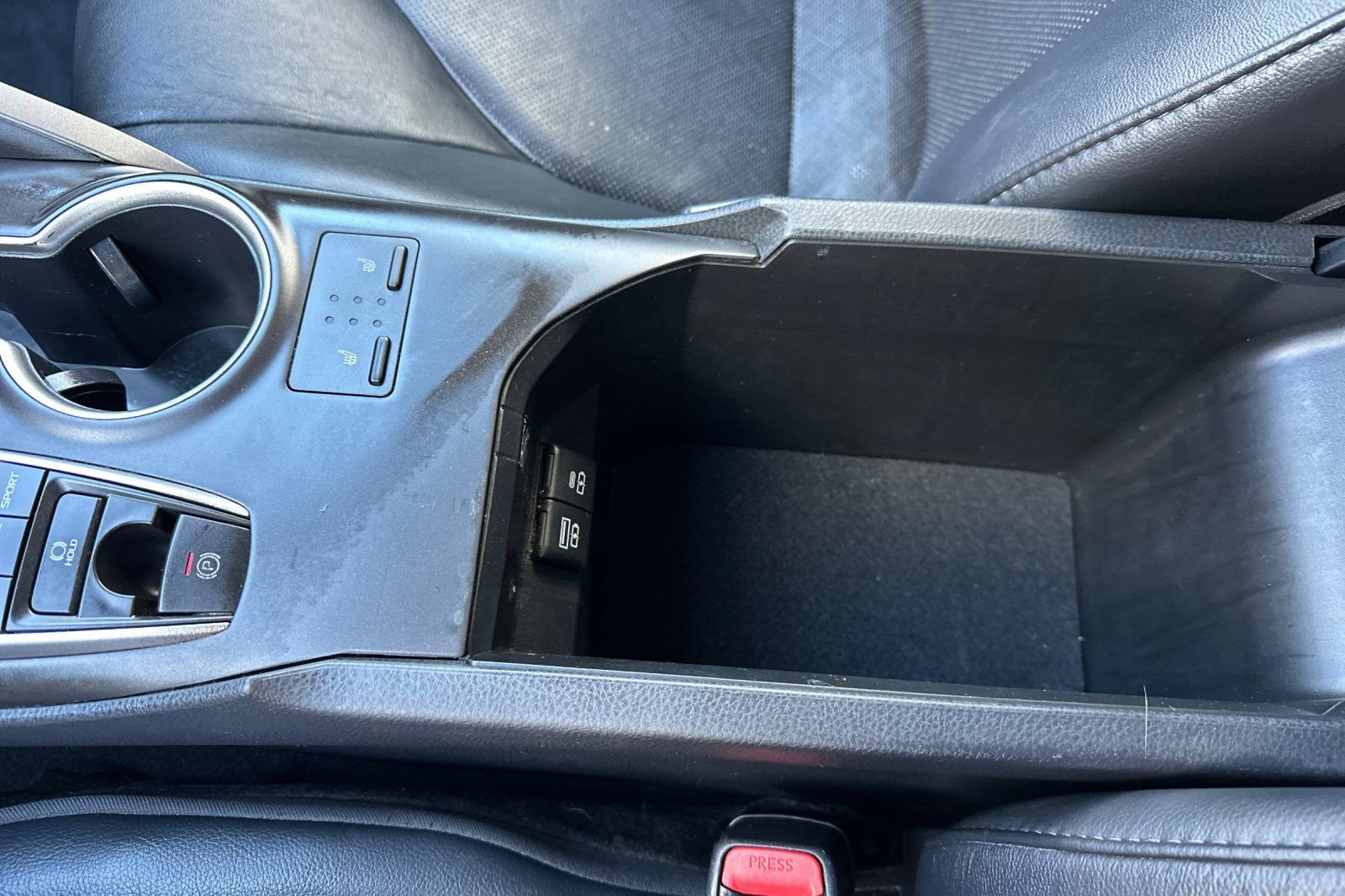 Certified 2023 Toyota Camry XLE image 32