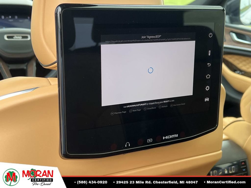 Used 2023 Jeep Grand Cherokee L Summit w/ Rear Seat Video Group I AWD/4WD image 16