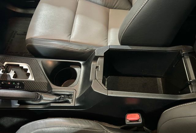 Used 2013 Toyota RAV4 Limited FWD image 36