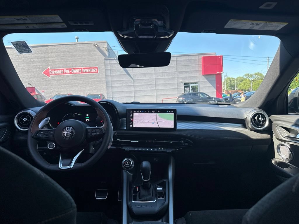 New 2025 Alfa Romeo Tonale AWD/4WD image 34
