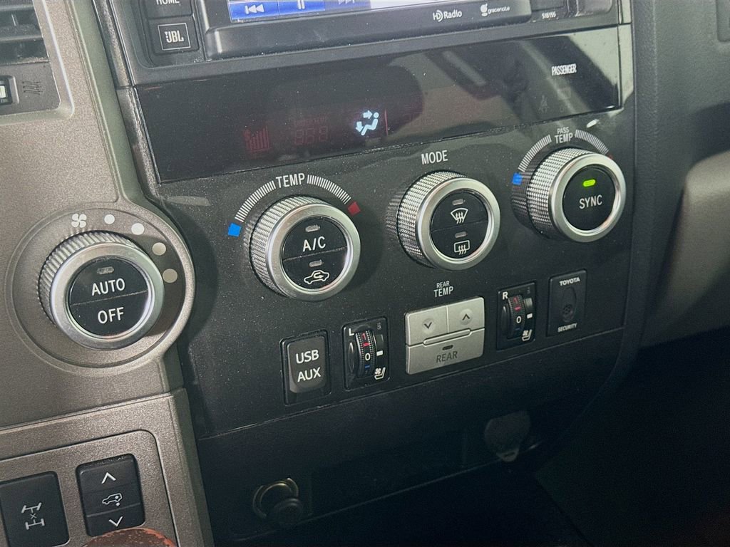 Used 2016 Toyota Sequoia Platinum image 16