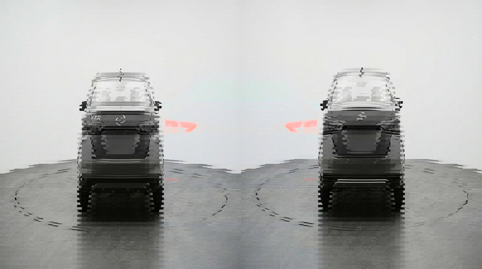 Used 2025 Nissan Versa SV image 6