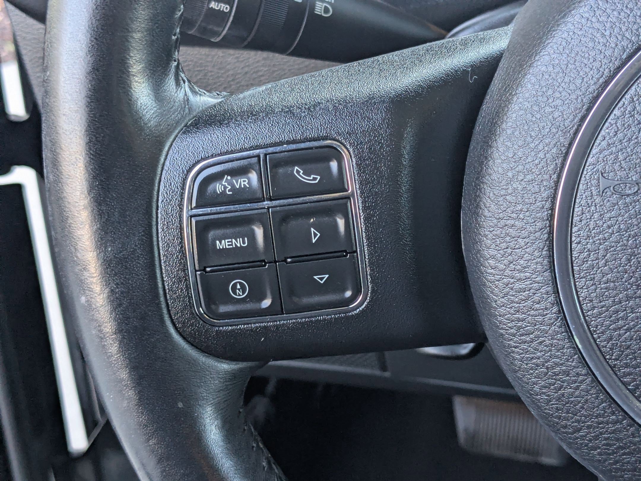 Used 2015 Jeep Wrangler Unlimited Sahara w/ Connectivity Group image 17