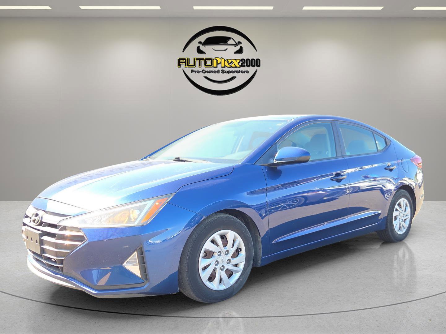 Used 2019 Hyundai Elantra SE image 3