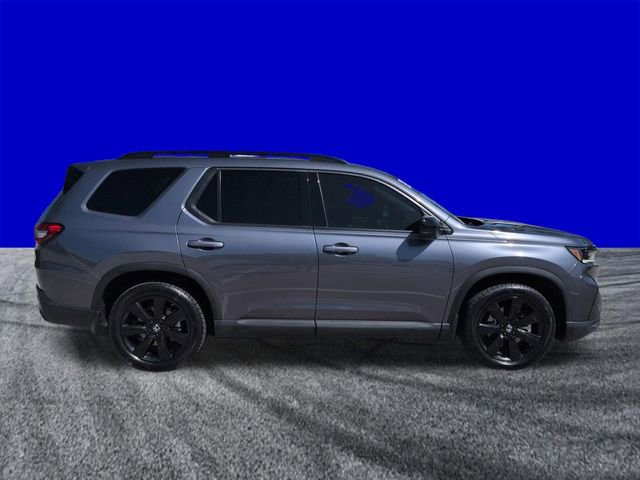 Used 2025 Honda Pilot Black Edition image 3