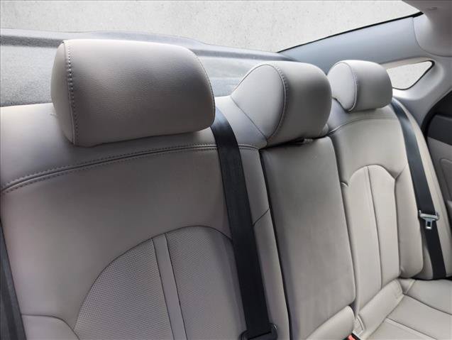 Used 2016 Hyundai Sonata Limited w/ Option Group 05 FWD image 23