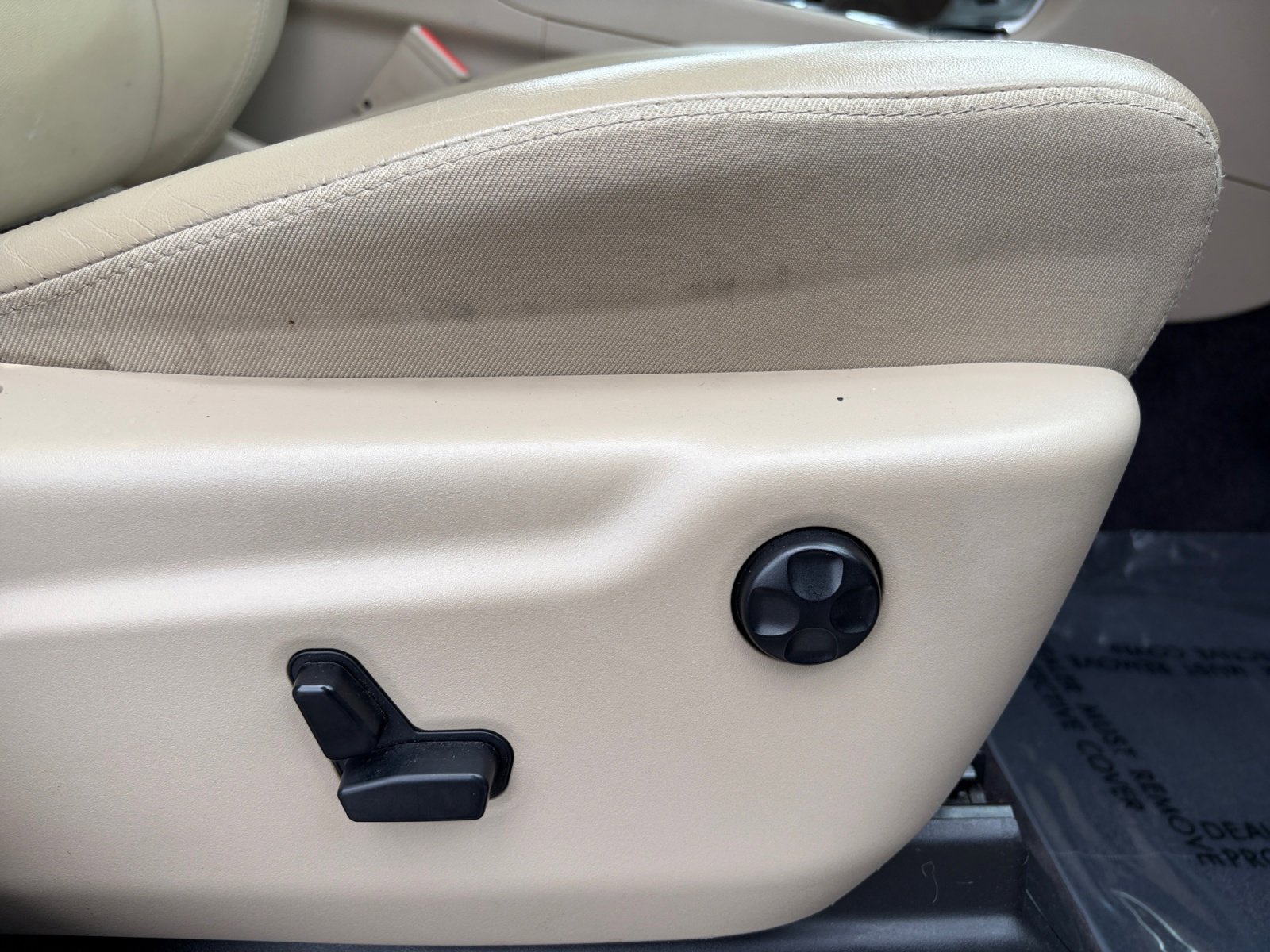 Used 2017 Jeep Grand Cherokee Limited w/ Trailer Tow Group IV image 34