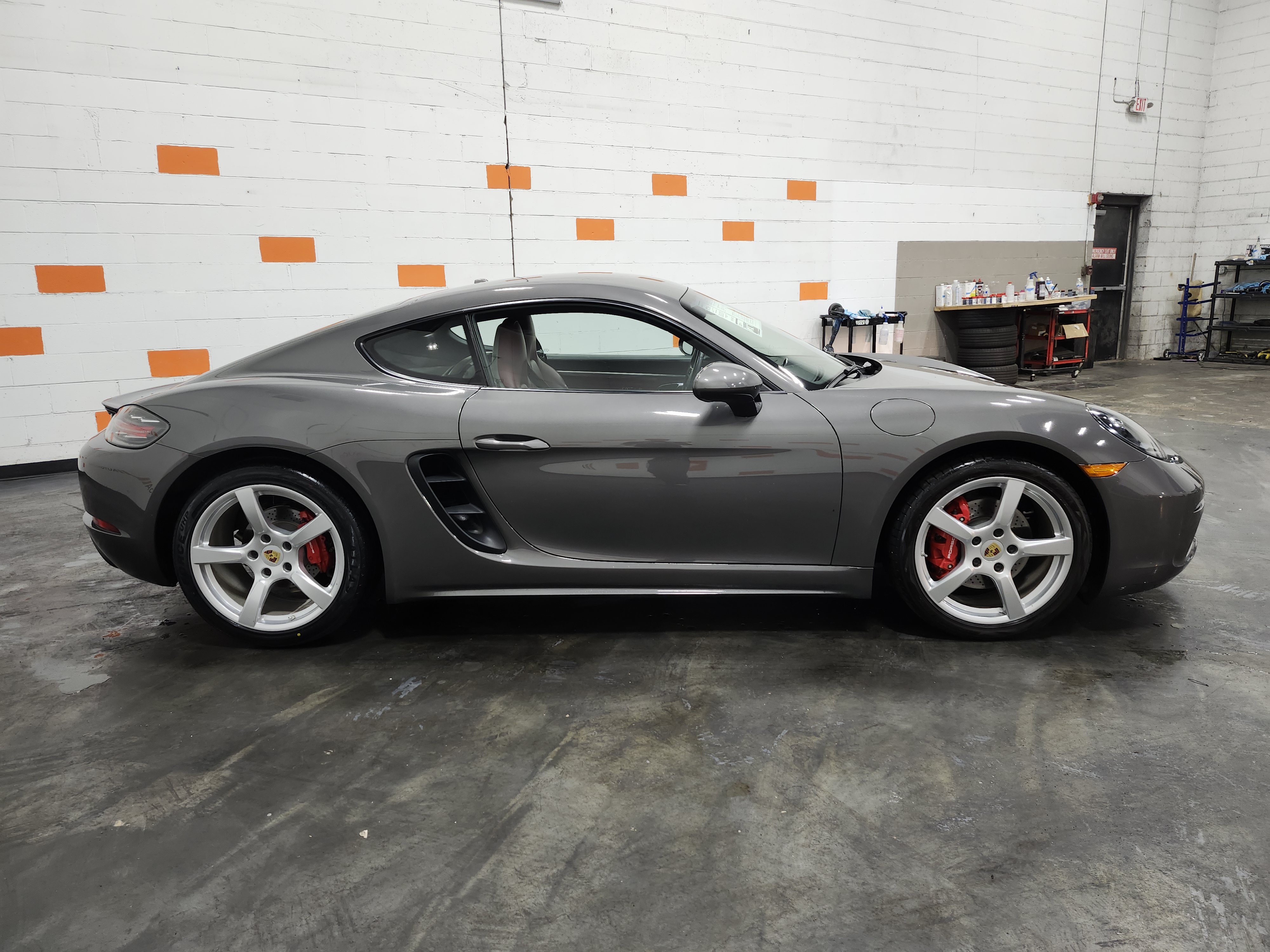 Used 2017 Porsche 718 Cayman S RWD image 19