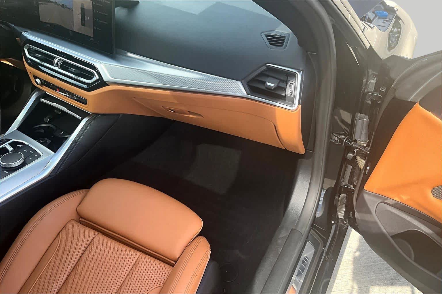 Used 2024 BMW M440i Coupe RWD image 15