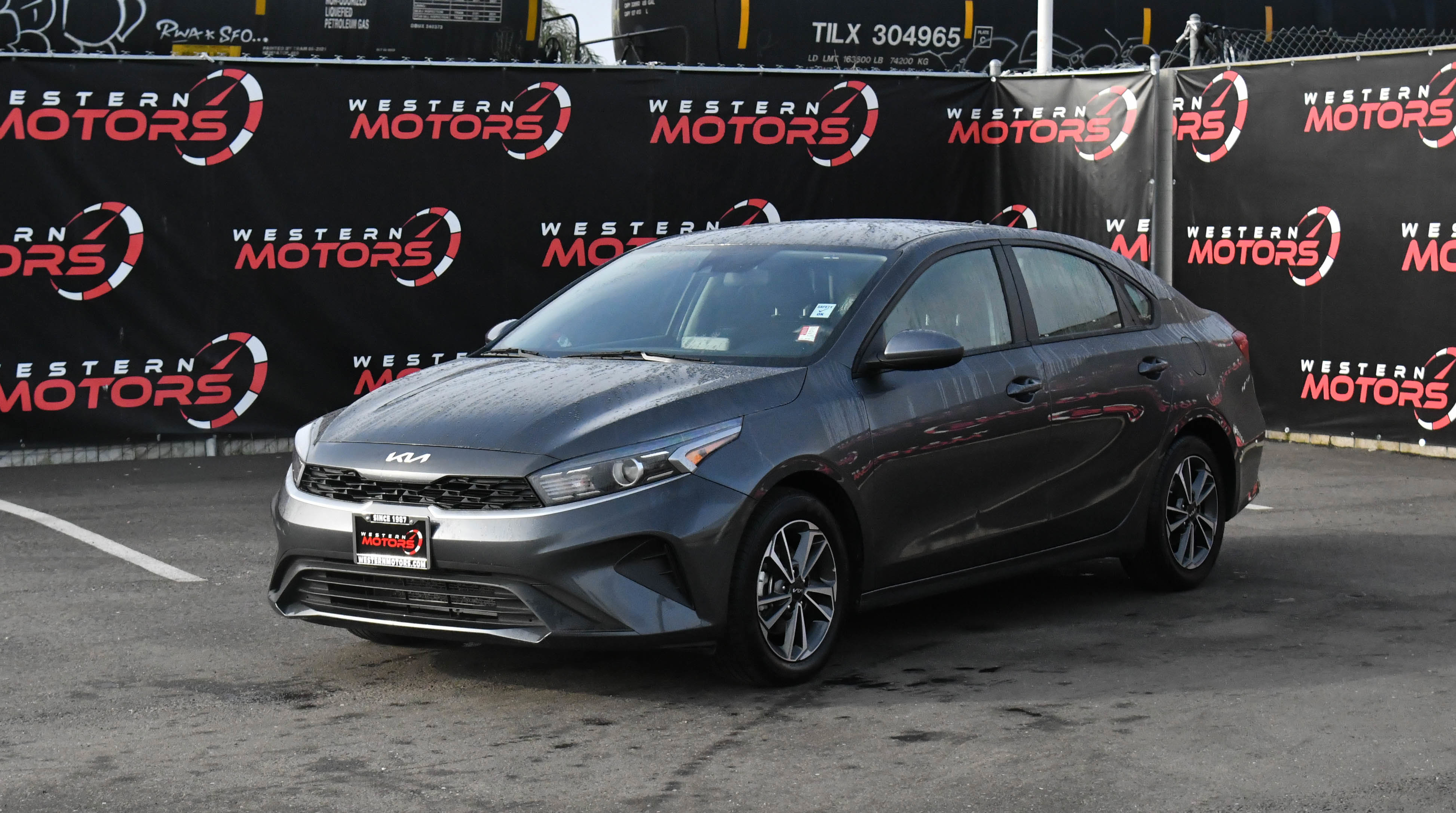 Used 2024 Kia Forte LXS image 3