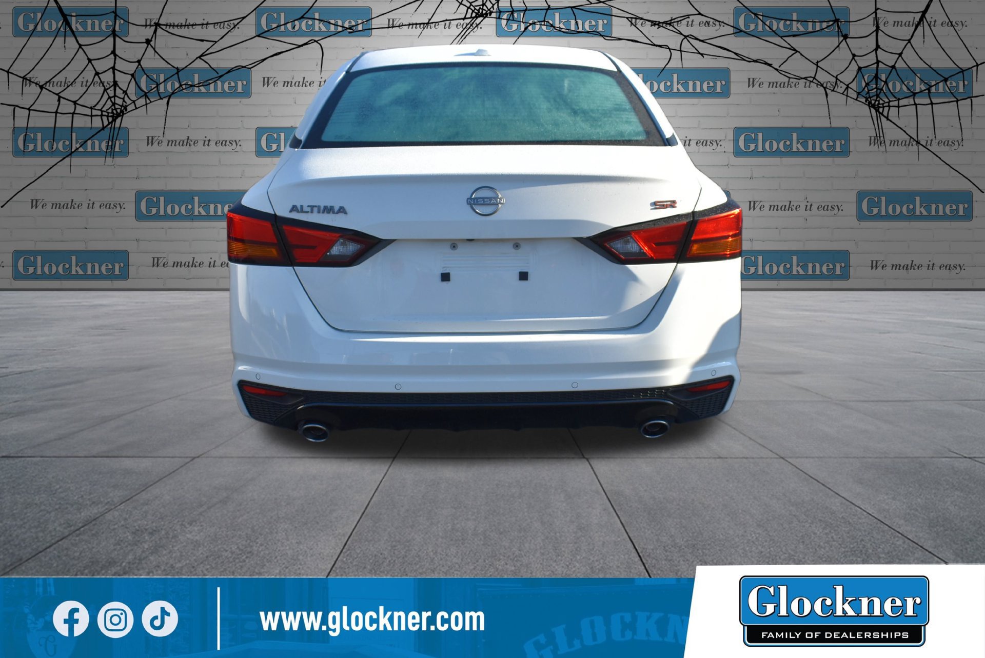 Used 2024 Nissan Altima 2.5 SR FWD image 16