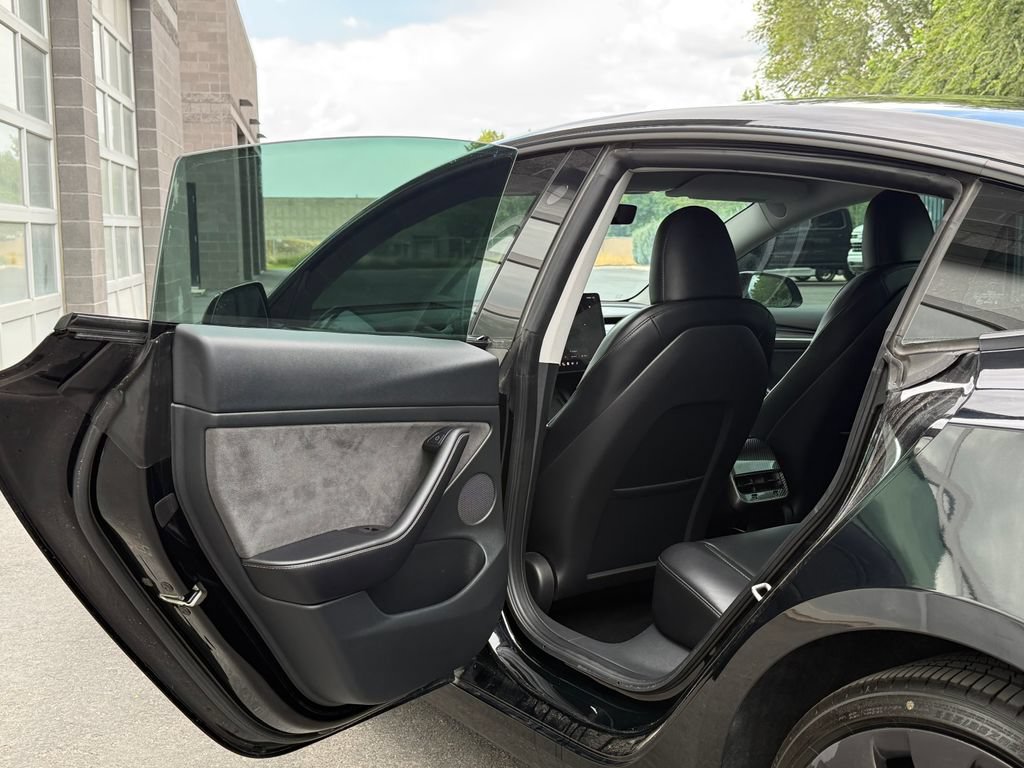 Used 2023 Tesla Model 3 Performance AWD/4WD image 25