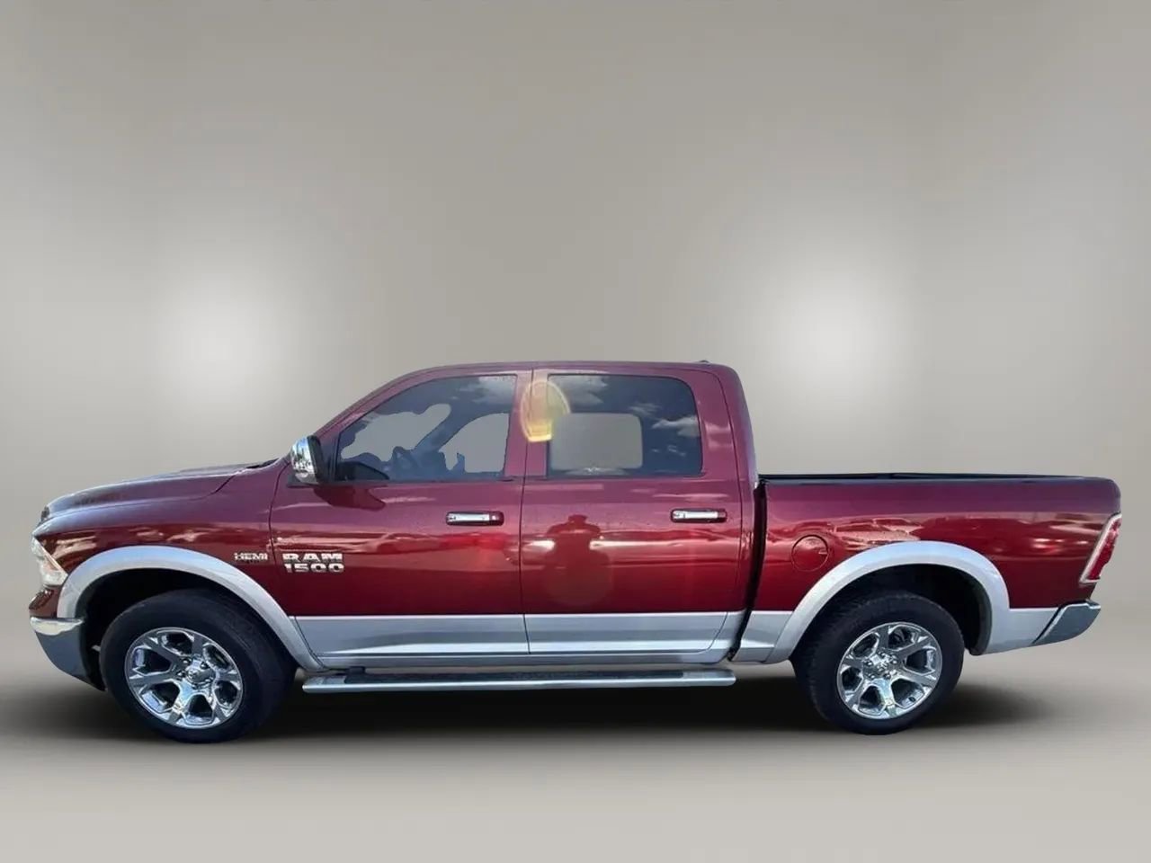 Used 2013 RAM 1500 Laramie w/ Convenience Group AWD/4WD image 5