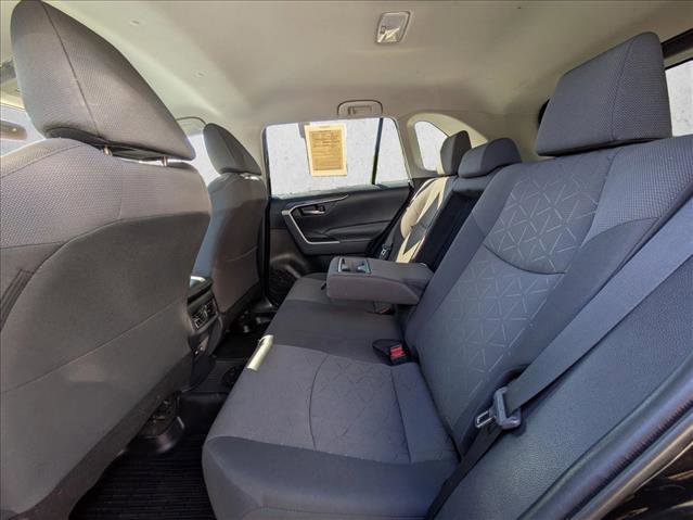 Used 2021 Toyota RAV4 XLE image 22
