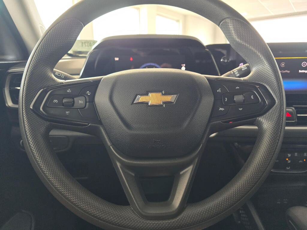 Used 2025 Chevrolet TrailBlazer LT AWD/4WD image 22