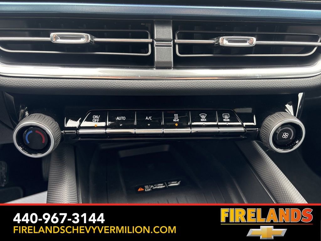 New 2026 Chevrolet Equinox EV LT image 20