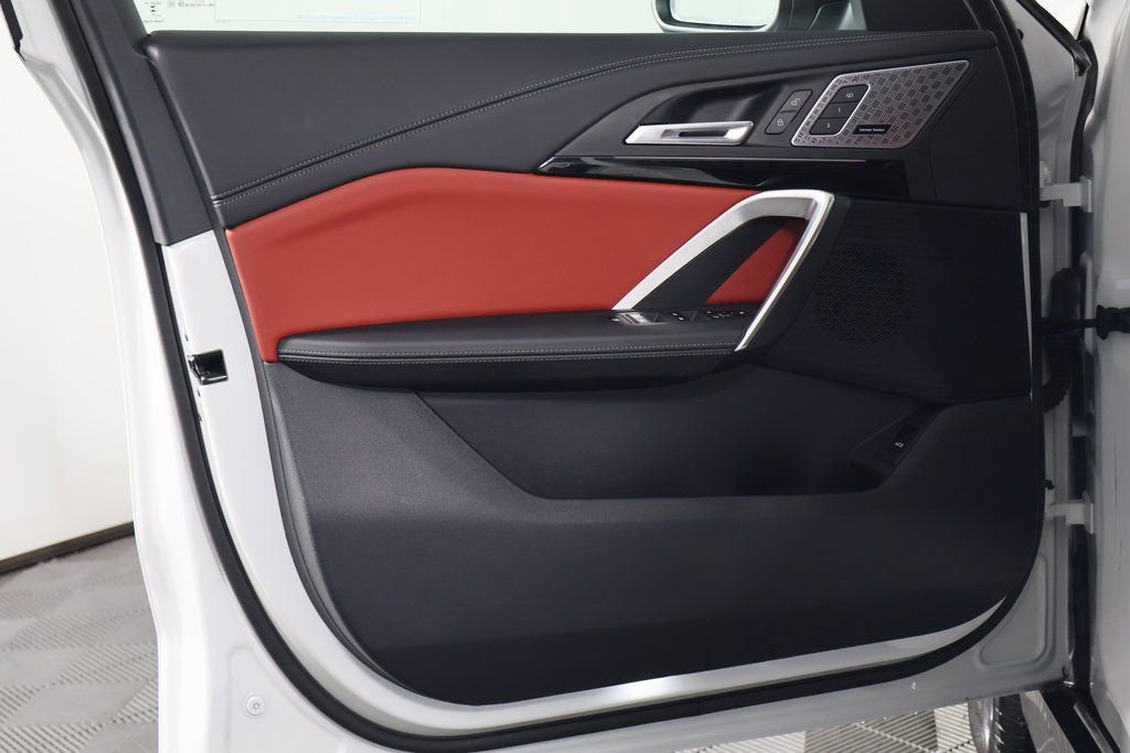 Used 2025 BMW X1 xDrive28i w/ Convenience Package image 12