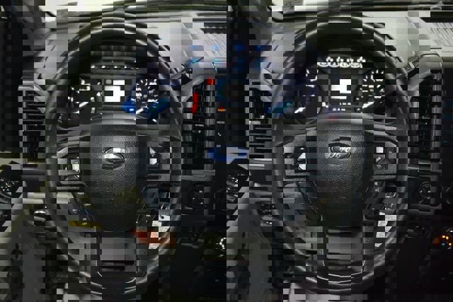 Used 2020 Ford F550 4x4 Crew Cab Super Duty image 31