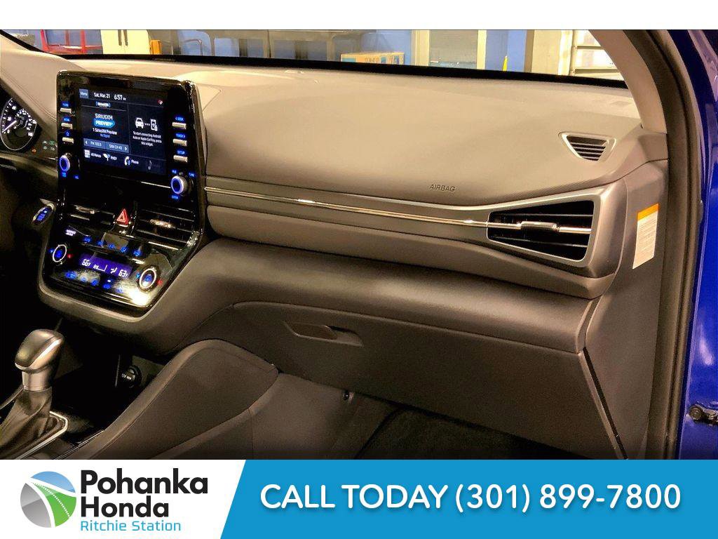Used 2022 Hyundai Ioniq SE image 17