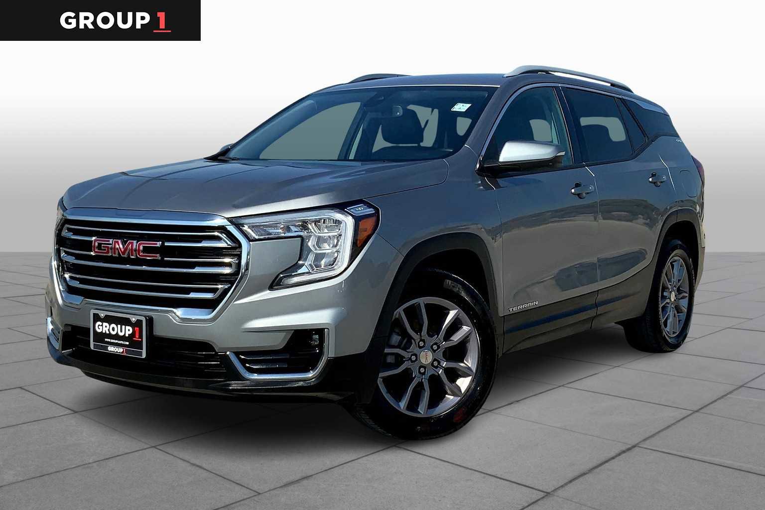 Used 2024 GMC Terrain SLT