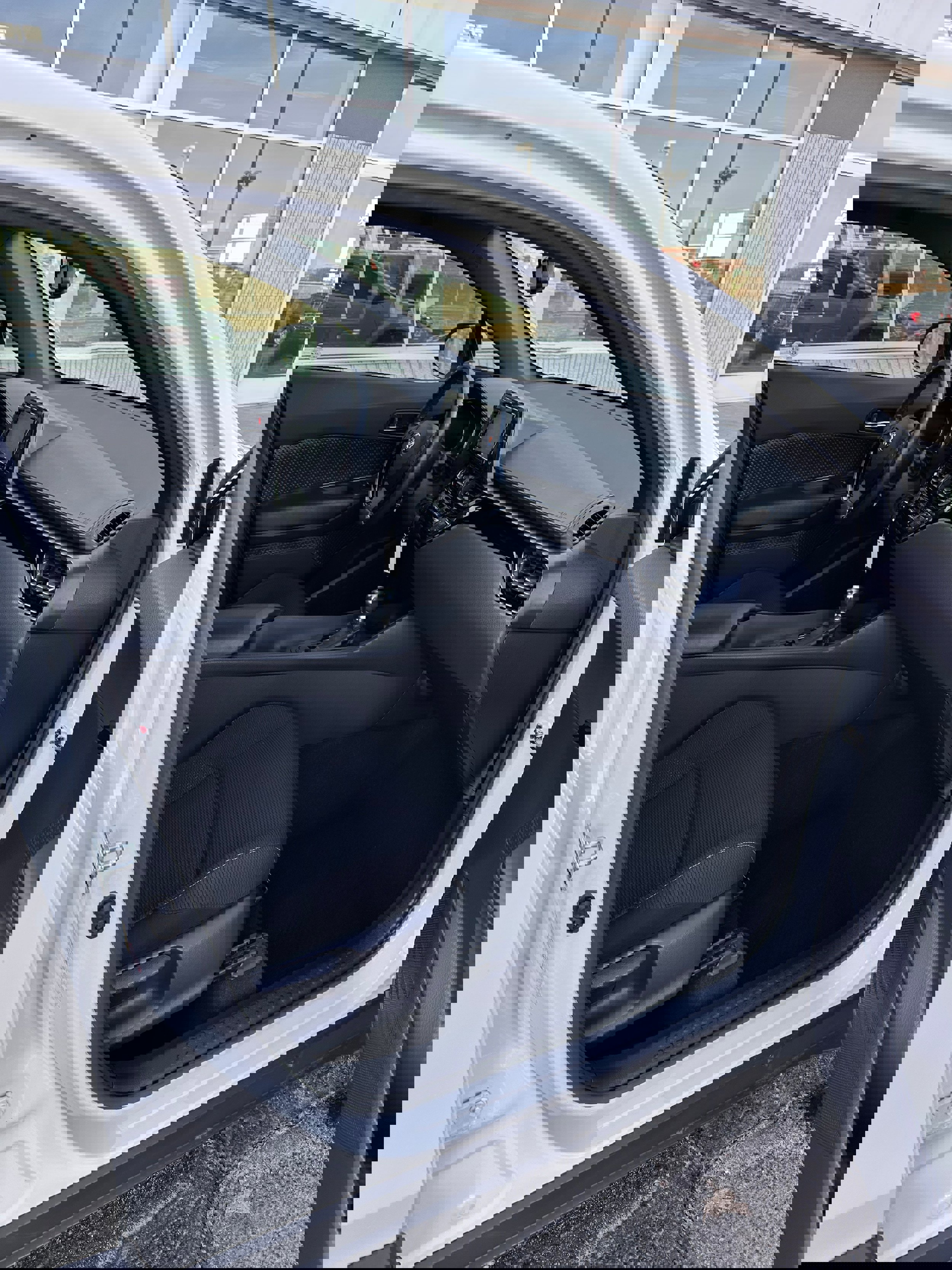 Used 2018 Toyota C-HR image 16