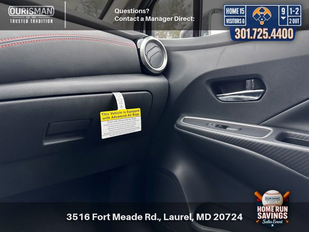 New 2025 Nissan Versa SR w/ Trunk Package FWD image 27