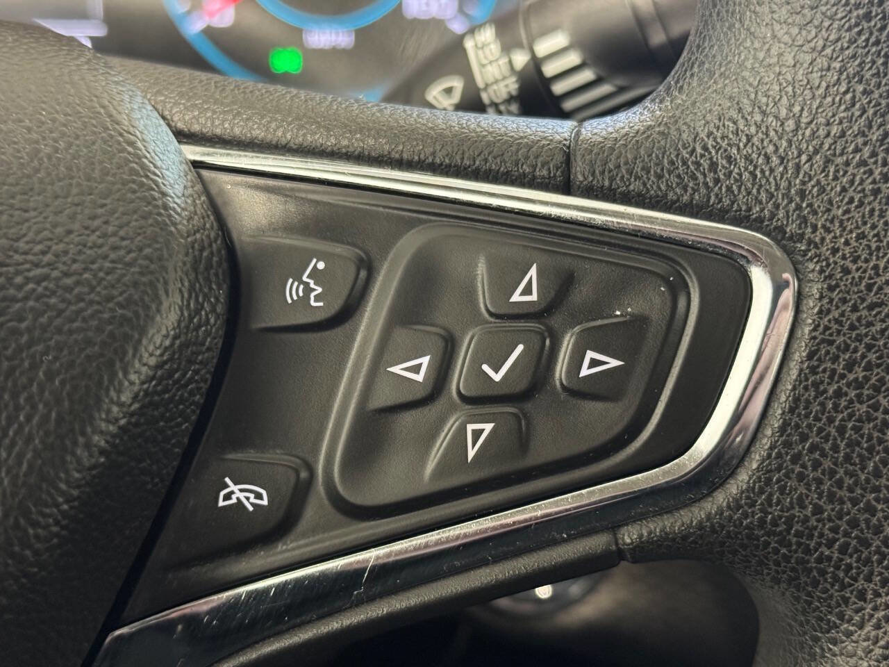 Used 2017 Chevrolet Cruze LT w/ Convenience Package image 28