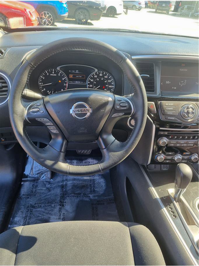 Used 2019 Nissan Pathfinder SV AWD/4WD image 16