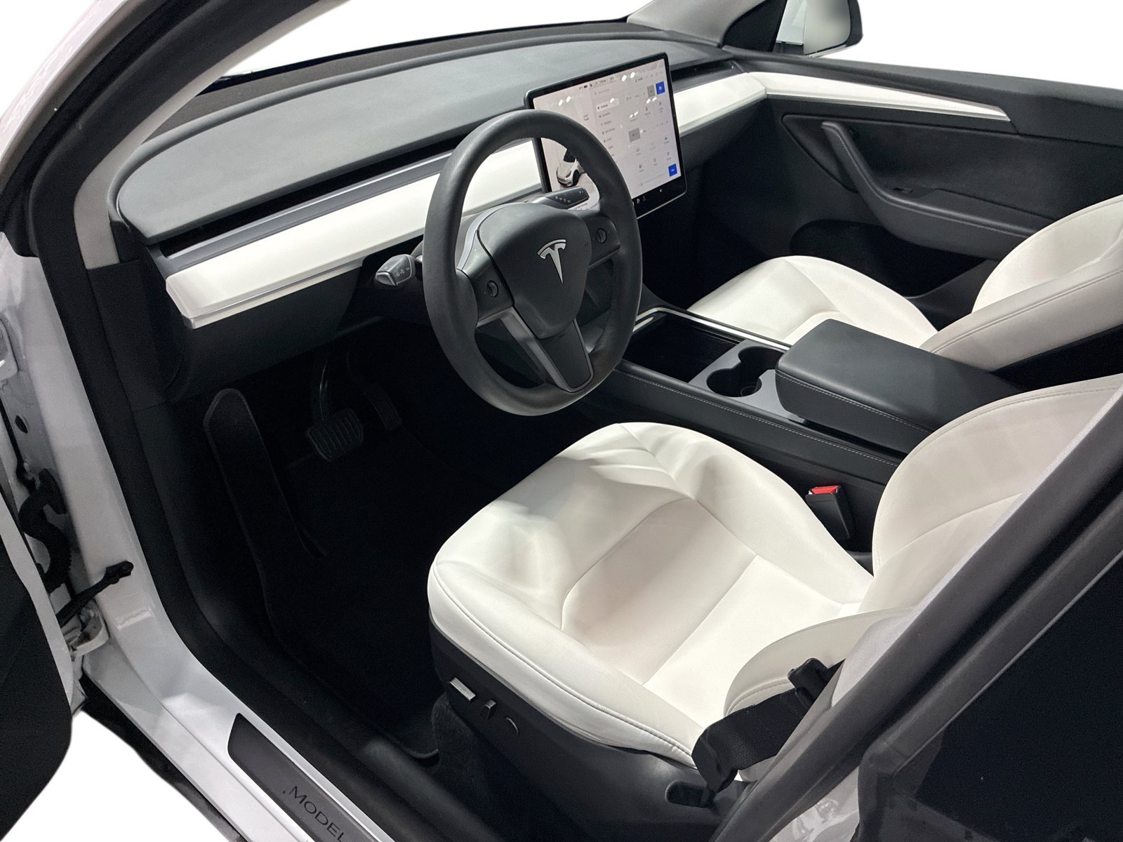 Certified 2023 Tesla Model Y Long Range AWD/4WD image 9