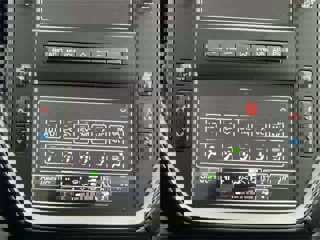 Certified 2025 Subaru Impreza 2.0i image 13